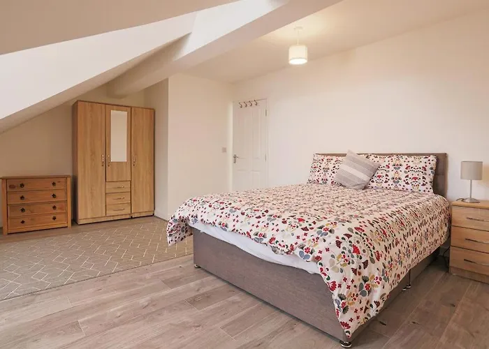 Carr Lane House Отель Йорк